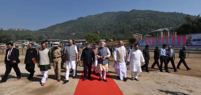 0-47418600_1476787714_1155-548-crop-0-pm-welcome-in-mandi-6