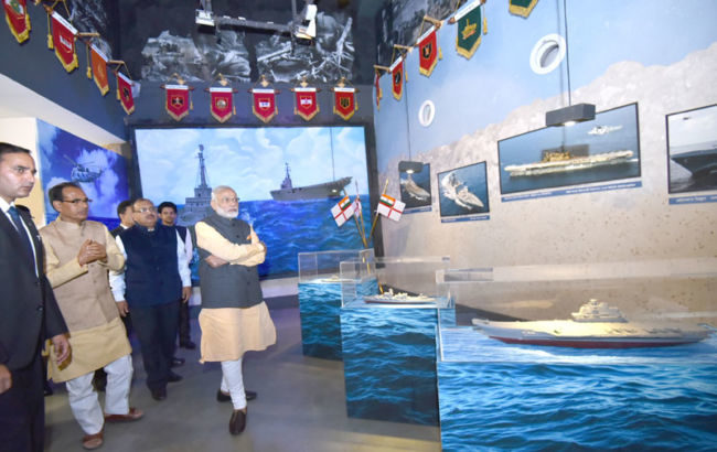 The Prime Minister, Shri Narendra Modi visiting the museum at Shaurya Smarak, in Bhopal, Madhya Pradesh on October 14, 2016. The Chief Minister of Madhya Pradesh, Shri Shivraj Singh Chouhan is also seen.