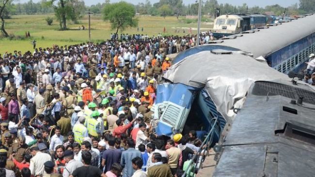 Train derailment leaves at least 30 dead in India